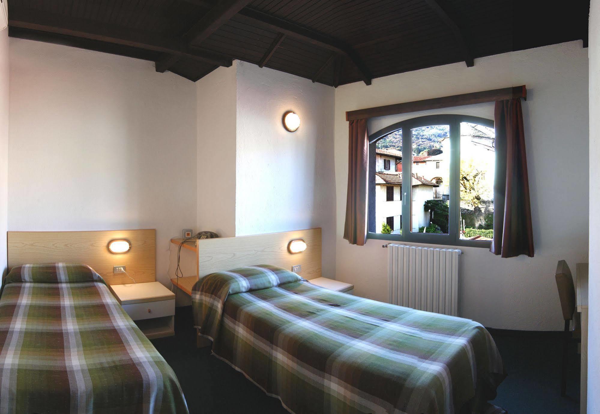Hotel Eden Baveno Eksteriør billede